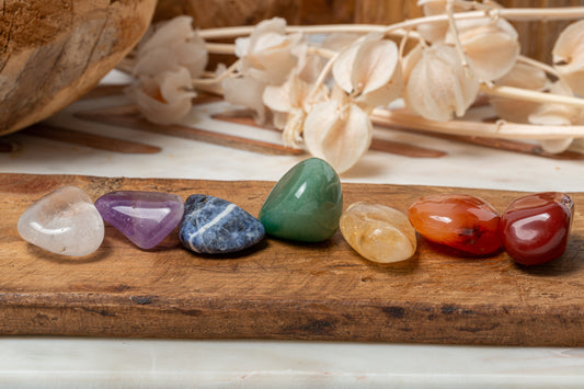 SAMSARI Natural Tumbled Stones with Carry-On Crafted Fabric Bag for Wicca, Reiki